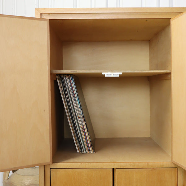 vintage_school_wooden_lockers
