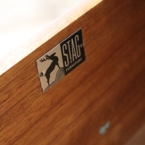 vintage_stag_mid_century_oak_john_sylvia_reid_chest_drawers
