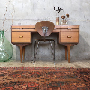 vintage_teak_butilux_mid_century_dressing_table