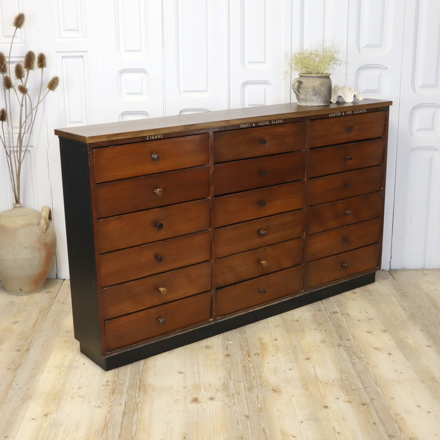 vintage_tobacconist_apothecary_drawers