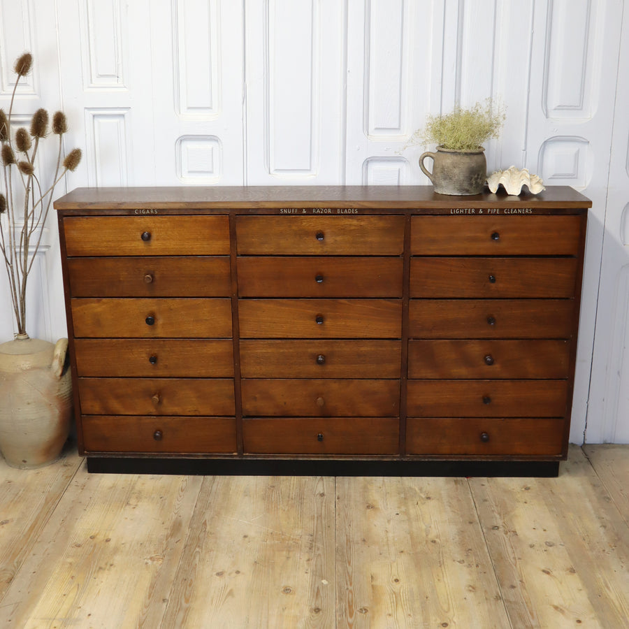 vintage_tobacconist_apothecary_drawers