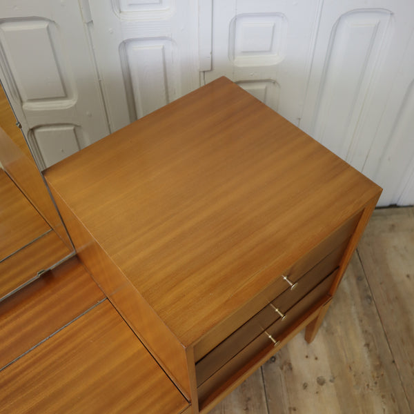vintage_uniflex_m_range_peter_hayward_walnut_vanity_unit
