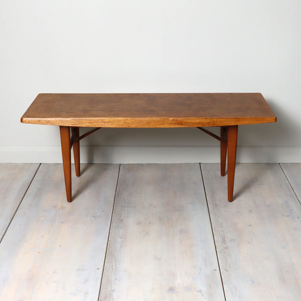 vintage_walnut_midcentury_coffee_table