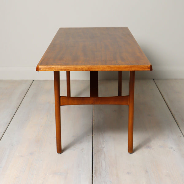 vintage_walnut_midcentury_coffee_table