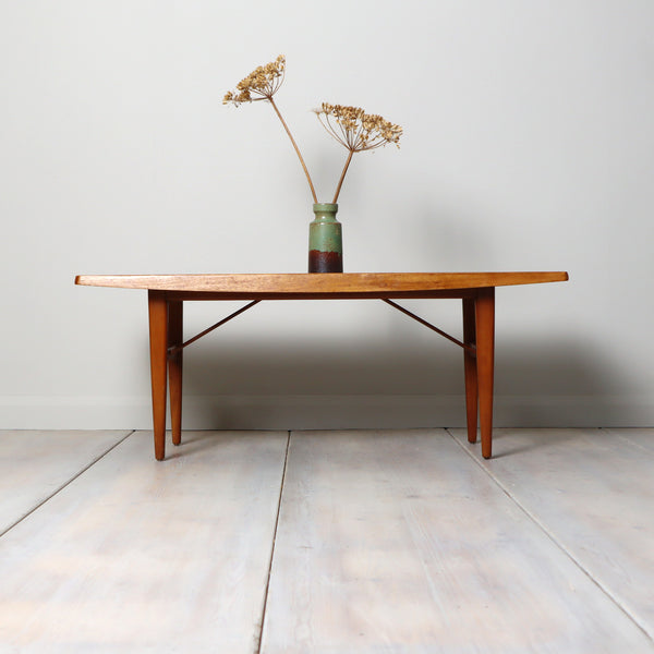 vintage_walnut_midcentury_coffee_table
