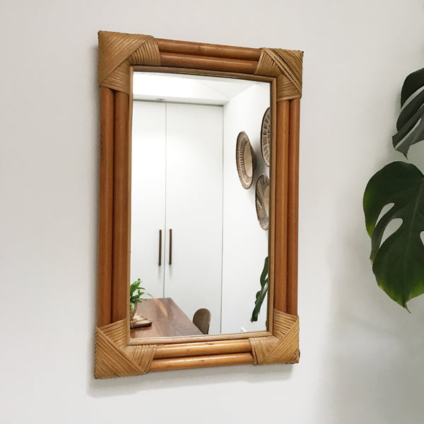 vintage_boho_bamboo_cane_mirror