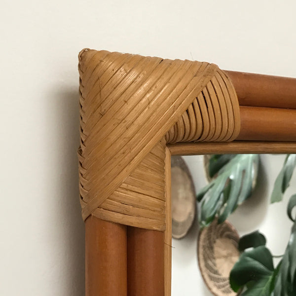 vintage_boho_bamboo_cane_mirror