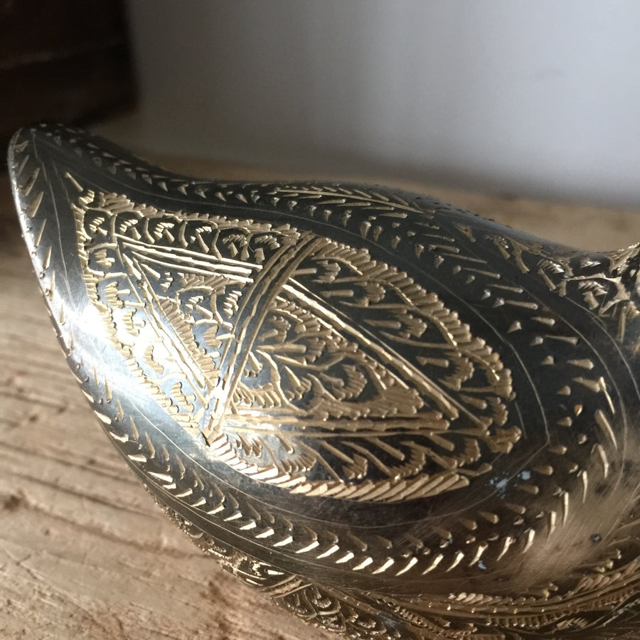 Vintage Brass Pair of Engraved Swans