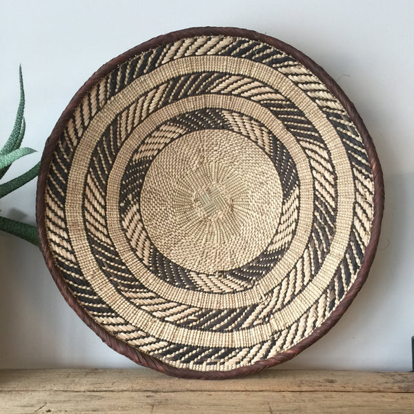 *MEDIUM* Vintage Ethnic African Binga Basket #5