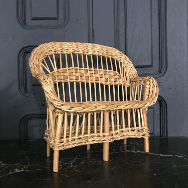 Vintage Boho Rattan Sofa (doll's size)