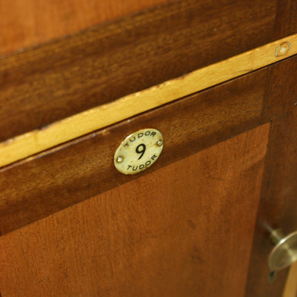 vintage_mid_century_school_lockers