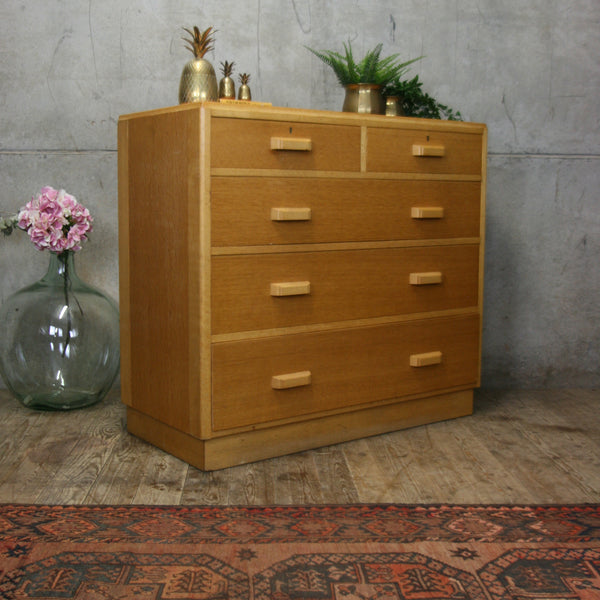 Vintage Chest of Drawers