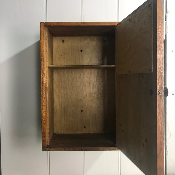 vintage_oak_first_aid_medical_bathroom_cabinet