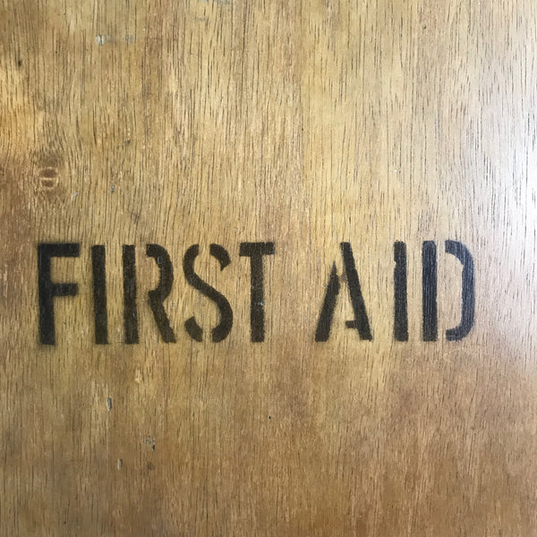 vintage_oak_first_aid_medical_bathroom_cabinet