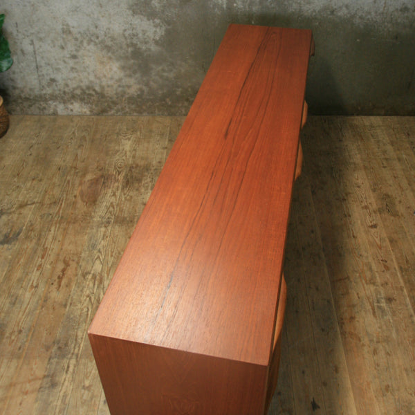 vintage_mid_century_teak_mcintosh_dunvegan_sideboard