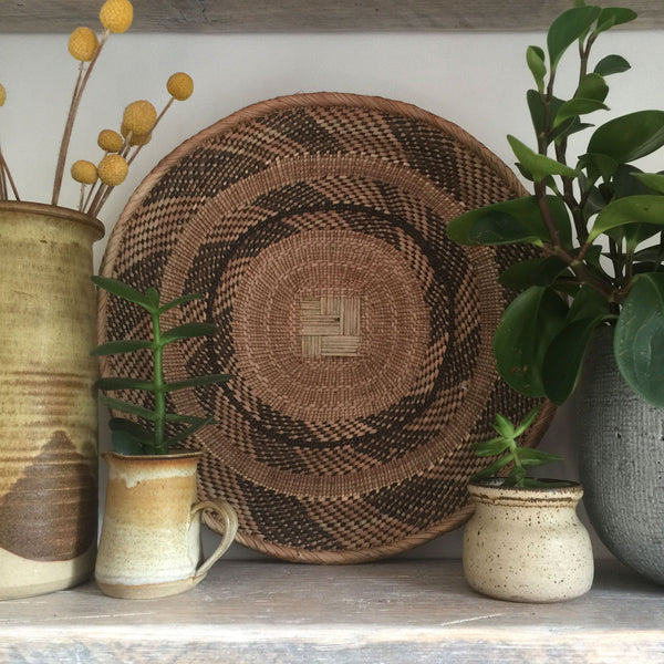 decorative_wall_basket_african_art_binga_woven