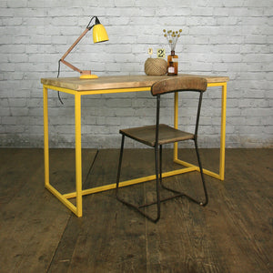 'The Harnall' Small Rustic Dining Table