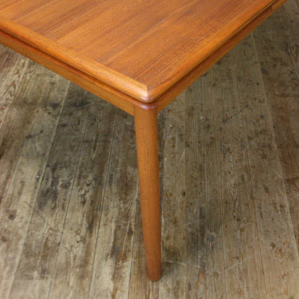 mid-century_teak_danish_dining_extending_table