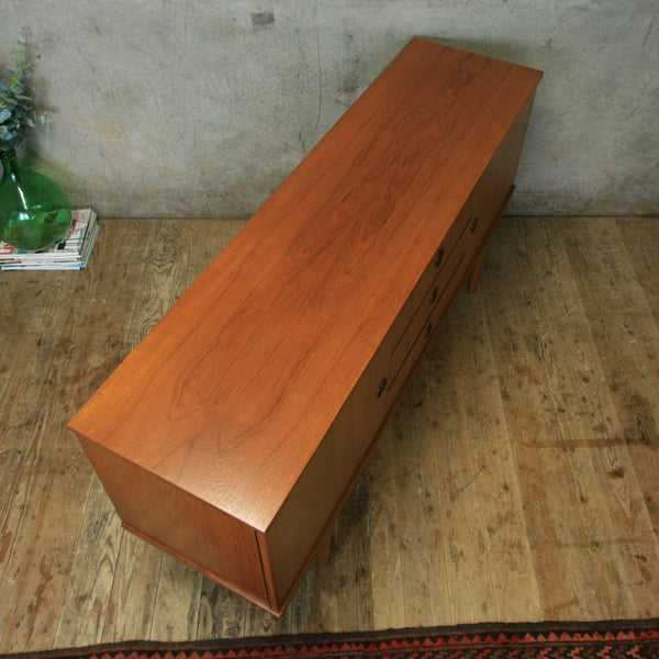 mid-century_teak_vintage_sideboard
