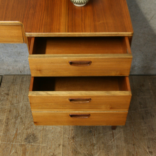 mid_century_alfred_cox_vintage_dressing_table