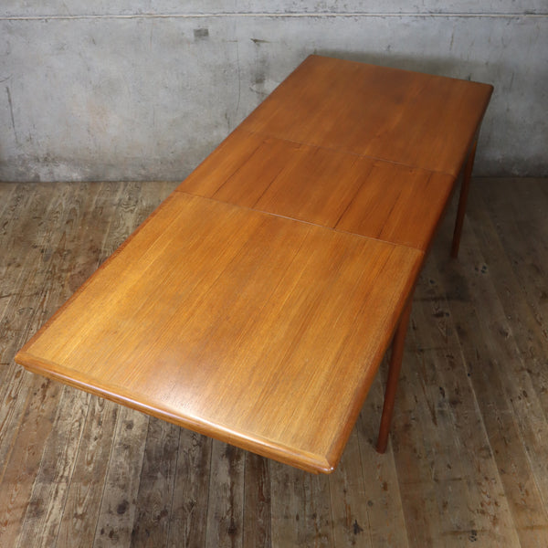 mid_century_arne_hovmand_olsen_teak_danish_dining_table