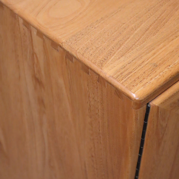 mid_century_ercol_windsor_sideboard_cabinet