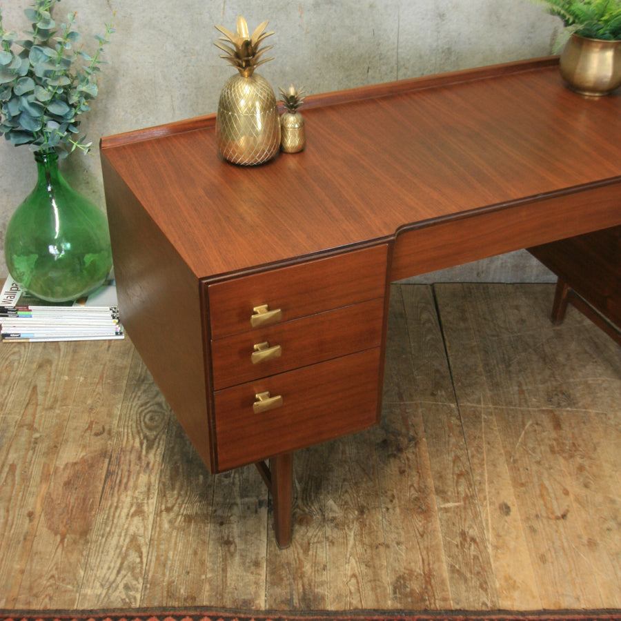 mid_century_meredew_walnut_vintage_dressing_table