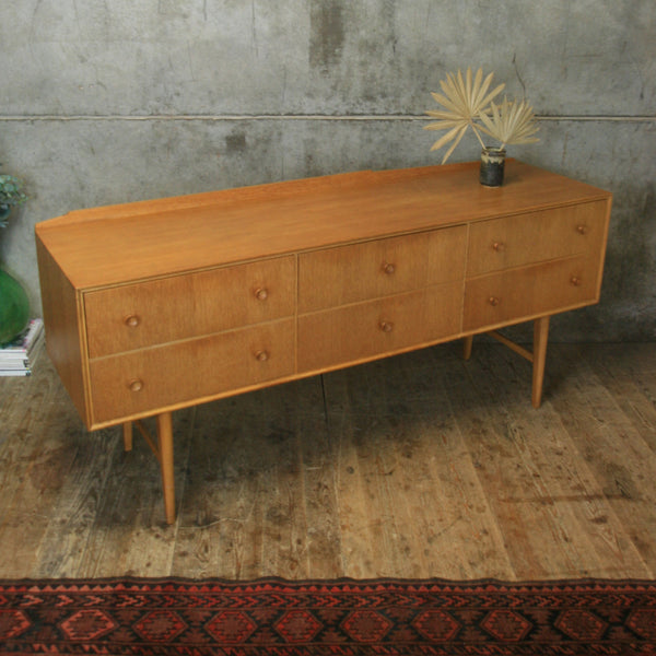 mid_century_oak_meredew_sideboard_vintage_drawers