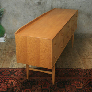 mid_century_oak_meredew_sideboard_vintage_drawers