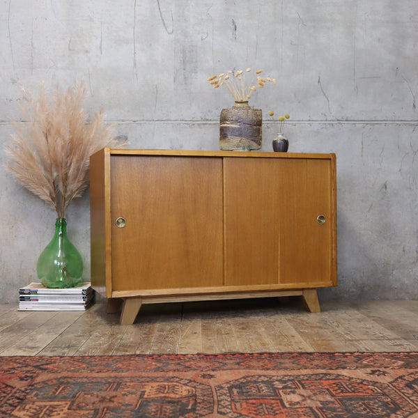 Mid Century Oak Media Cabinet Sideboard - 1202h