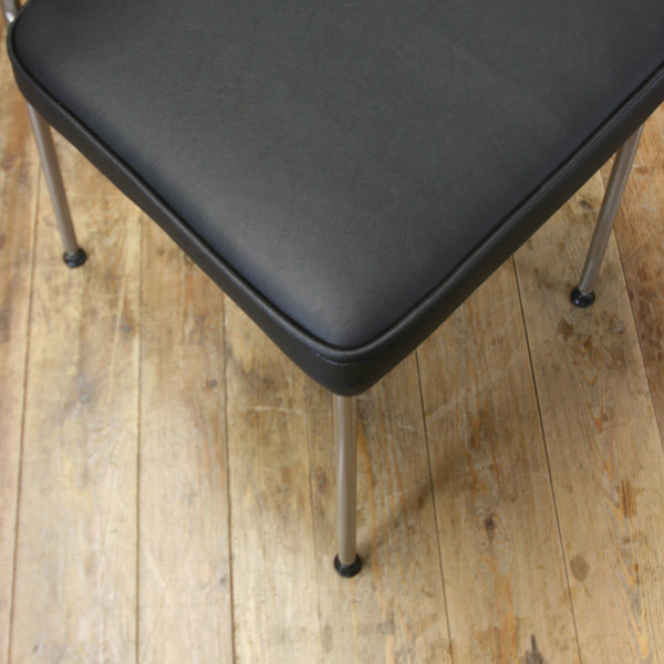mid_century_stag_john_sylvia_reid_s_range_table_chairs