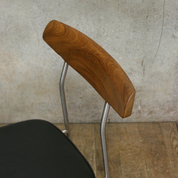 mid_century_stag_john_sylvia_reid_s_range_table_chairs