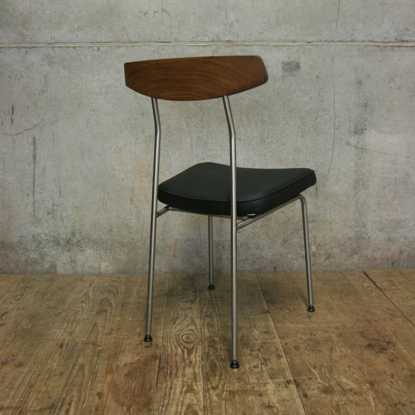 mid_century_stag_john_sylvia_reid_s_range_table_chairs