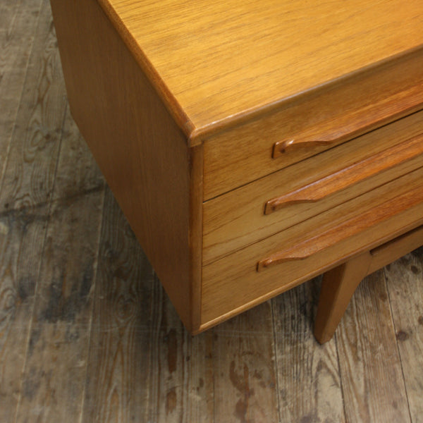 mid_century_teak_beithcraft_vintage_sideboard