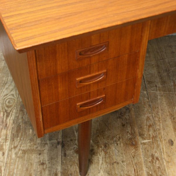 mid_century_teak_danish_desk_vintage