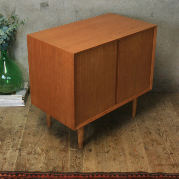 mid_century_teak_danish_vintage_cabinet