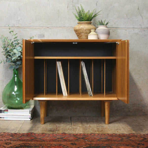 mid_century_teak_danish_vintage_cabinet