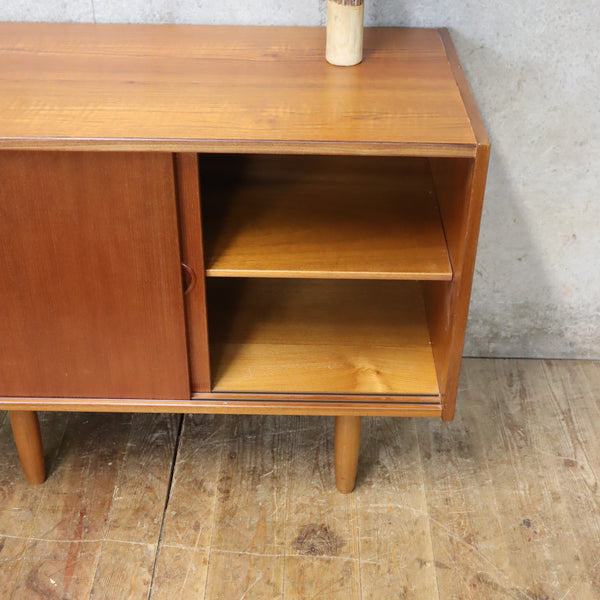 mid_century_teak_danish_vintage_media_cabinet