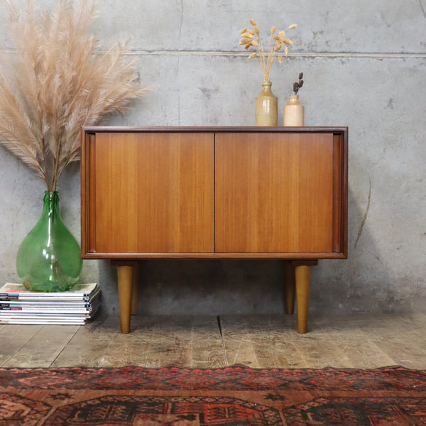 mid_century_teak_g-plan_form_5_lp_vinyl_cabinet