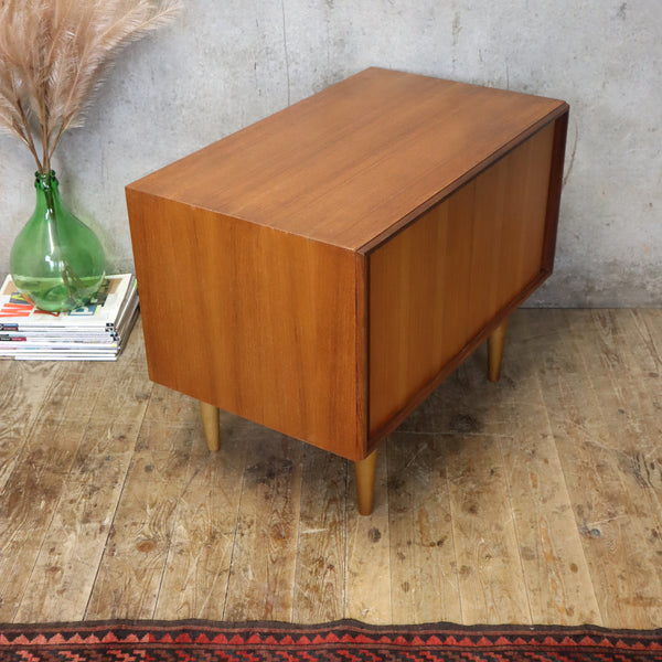 mid_century_teak_g-plan_form_5_lp_vinyl_cabinet