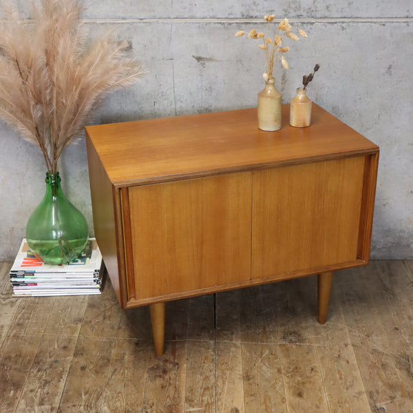 mid_century_teak_g_plan_form_5_lp_vinyl_media_cabinet_teak.