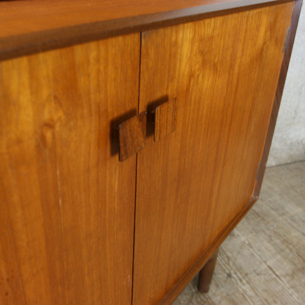 mid_century_teak_g_plan_kofod_larsen_bookcase_cabinet