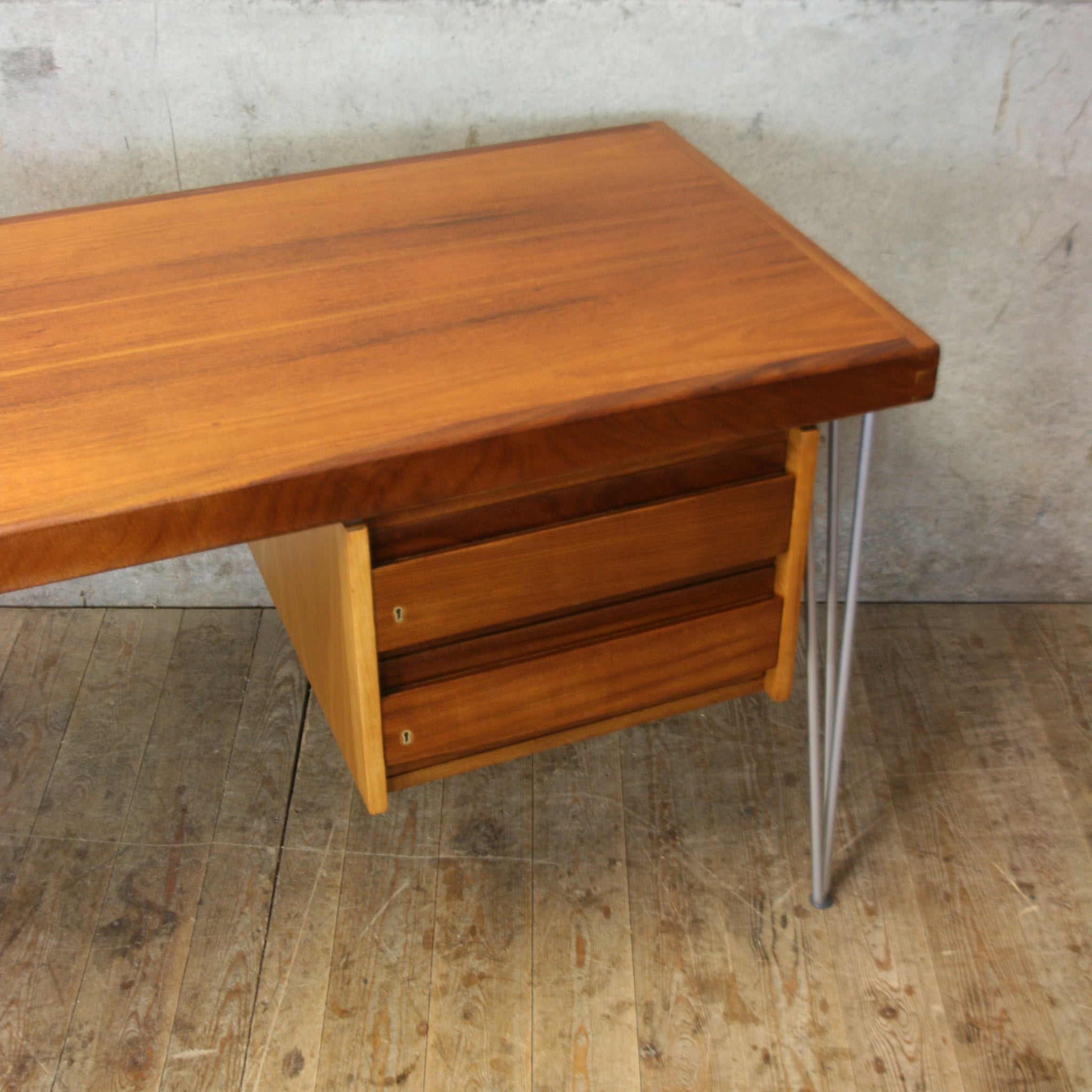 Mid Century Hairpin Teak Desk 1706b Mustard Vintage