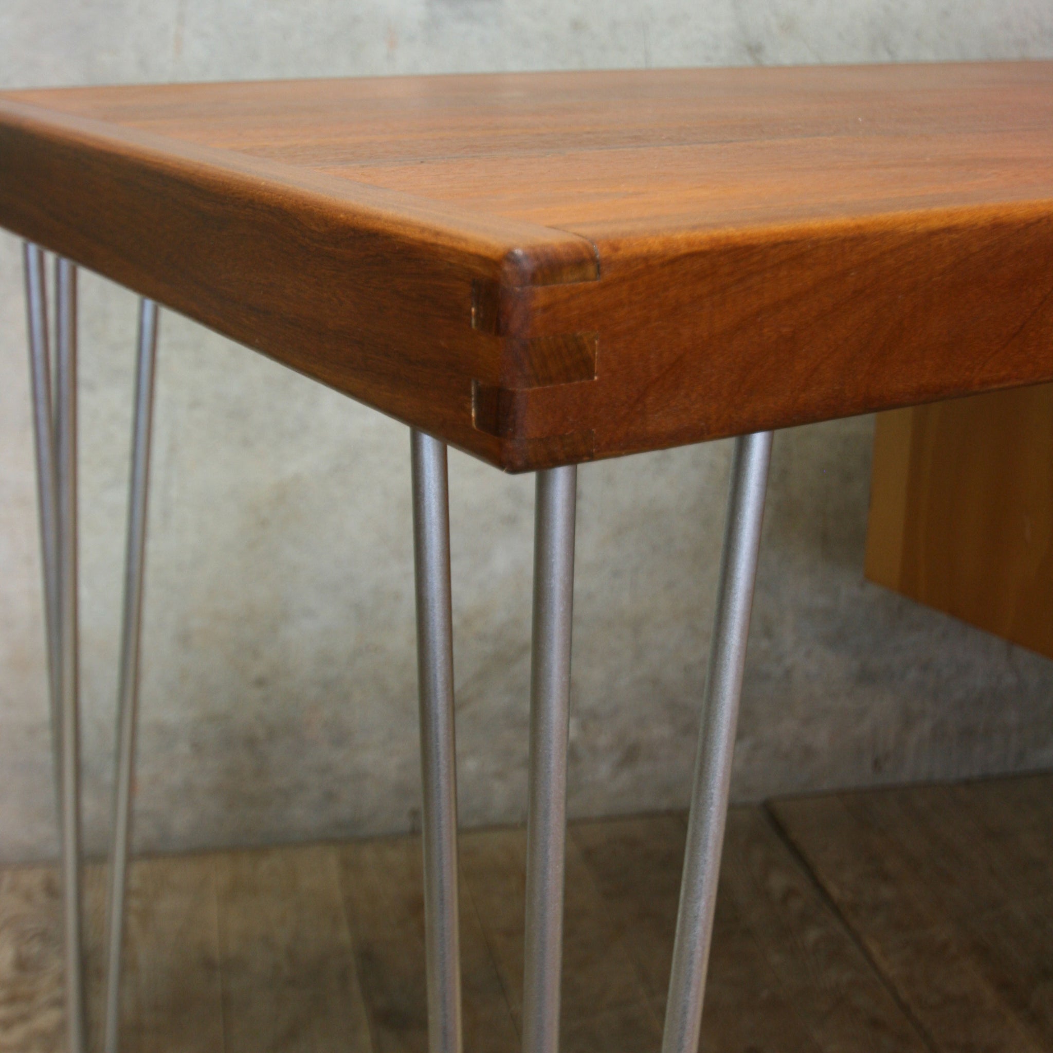 Mid Century Hairpin Teak Desk 1706b Mustard Vintage