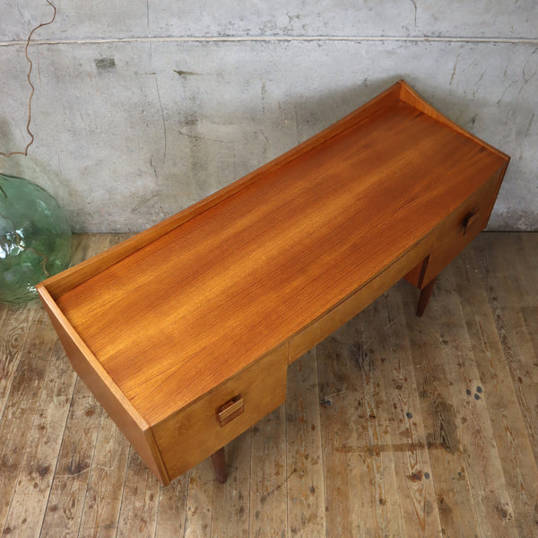 mid_century_teak_kofod_larsen_g_plan_dressing_table