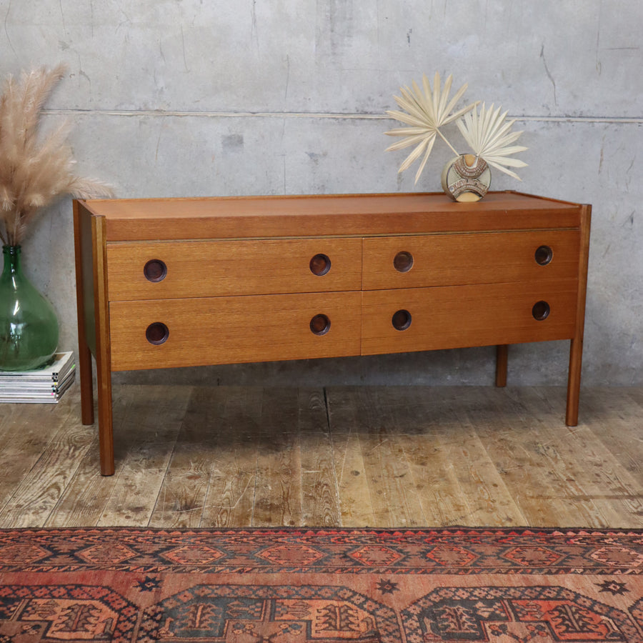 Mid Century Teak Chest of Drawers / Sideboard - 2705h