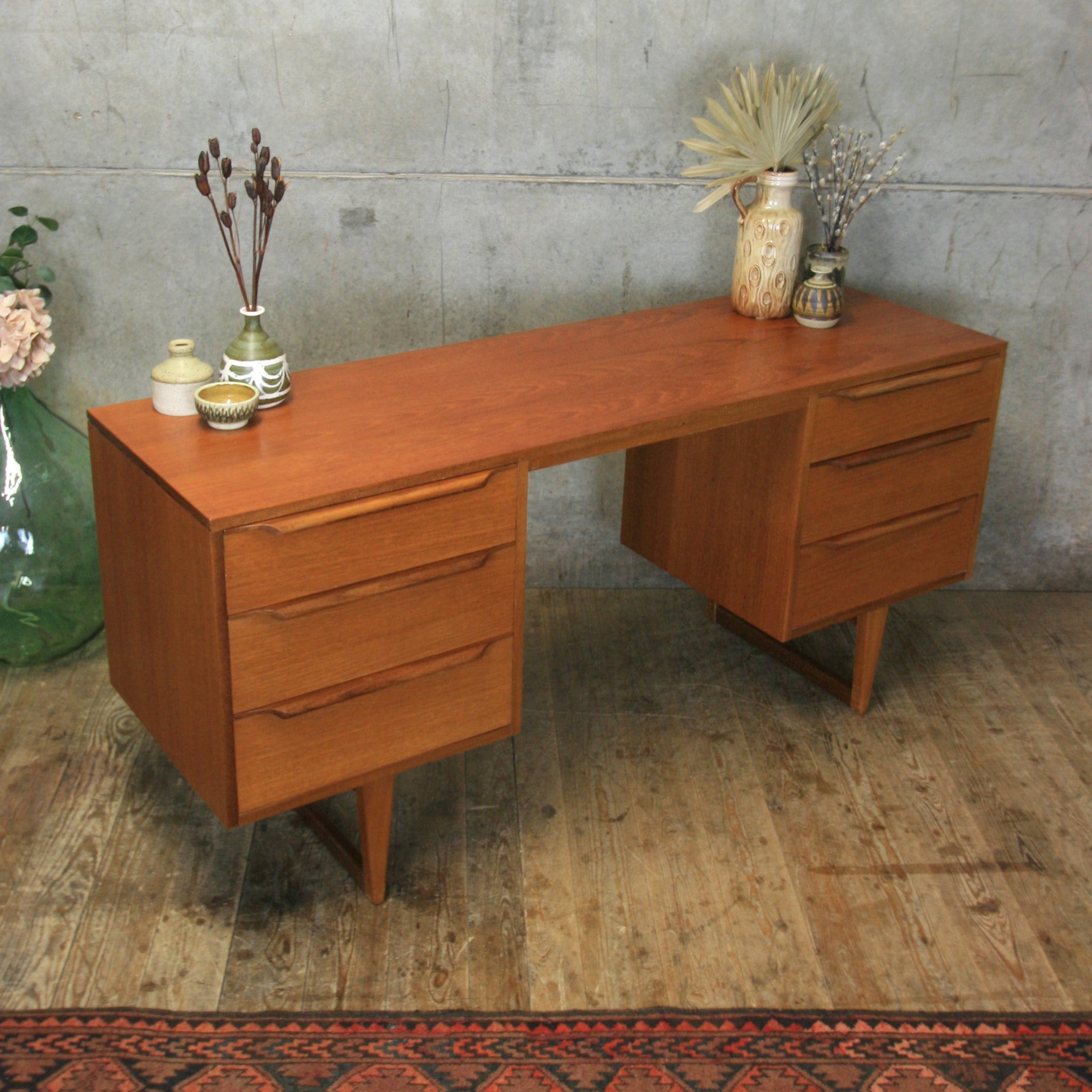 retro teak dressing table Fantastic teak dressing table with stool  #teak #dressingtable  #vanitydesk #midcentury #ottoman