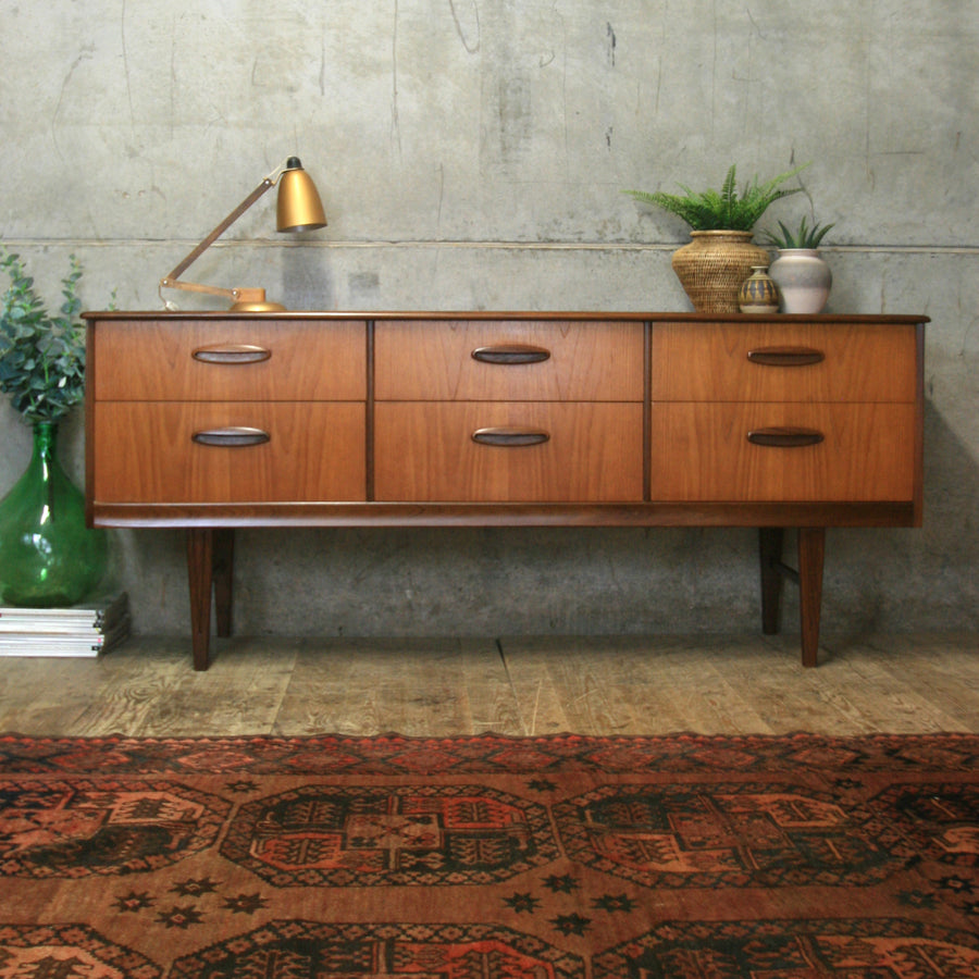 mid_century_teak_vintage_sideboard_chest_of_drawers