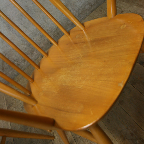 mid_century_vintage_ercol_windsor_carver_chair