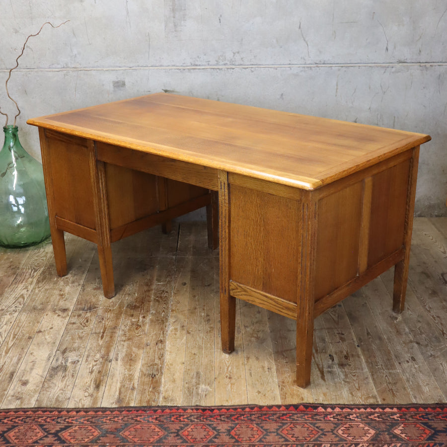 Large Vintage Rustic Oak Desk - 0411a